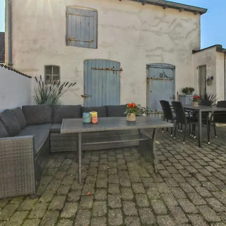 Casa de Férias Maelle - 25km From The Sea By Interhome